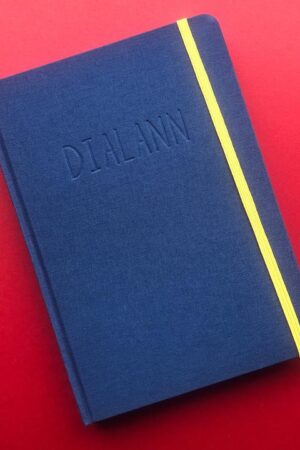 Dialann Bhliantúil – 12 month, undated diary (blue/yellow)